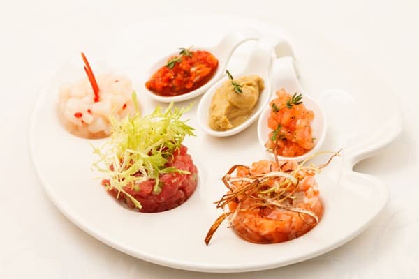 Can Serving the Wrong Food to Someone With a Food Allergy Get Me Into Legal Trouble?